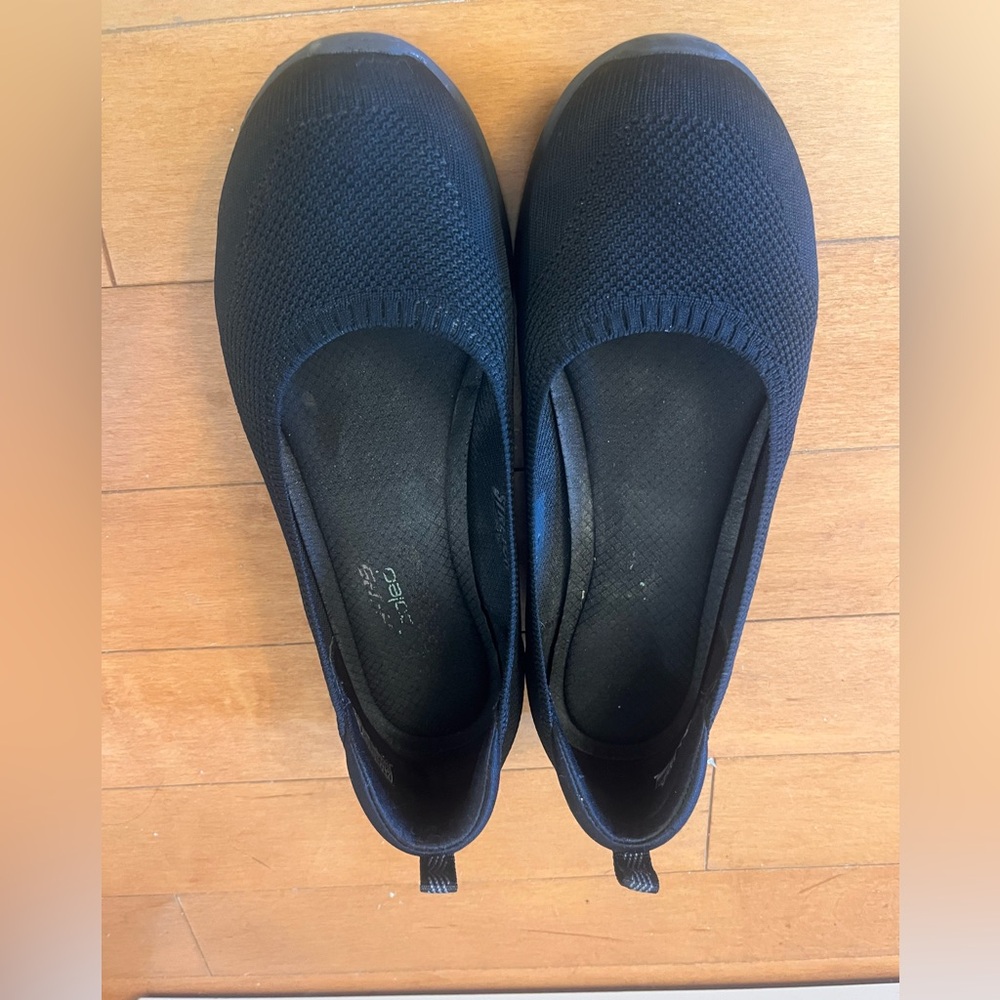 Skechers Women's Black Knit Slip-On Flats